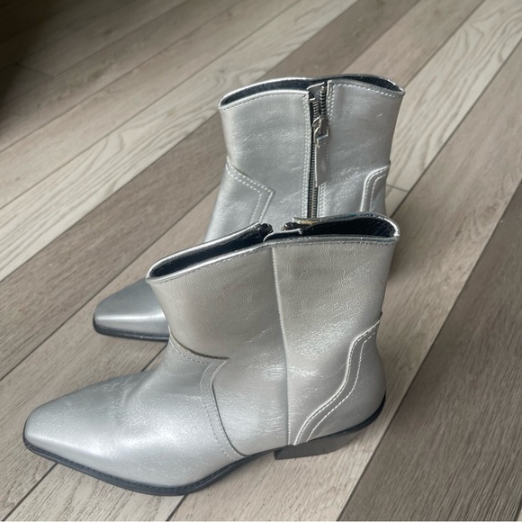 Zara Metallic Silver Ankle Boots - Picture 2 of 8